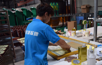 標識標牌制作中常見的處理工藝盤點